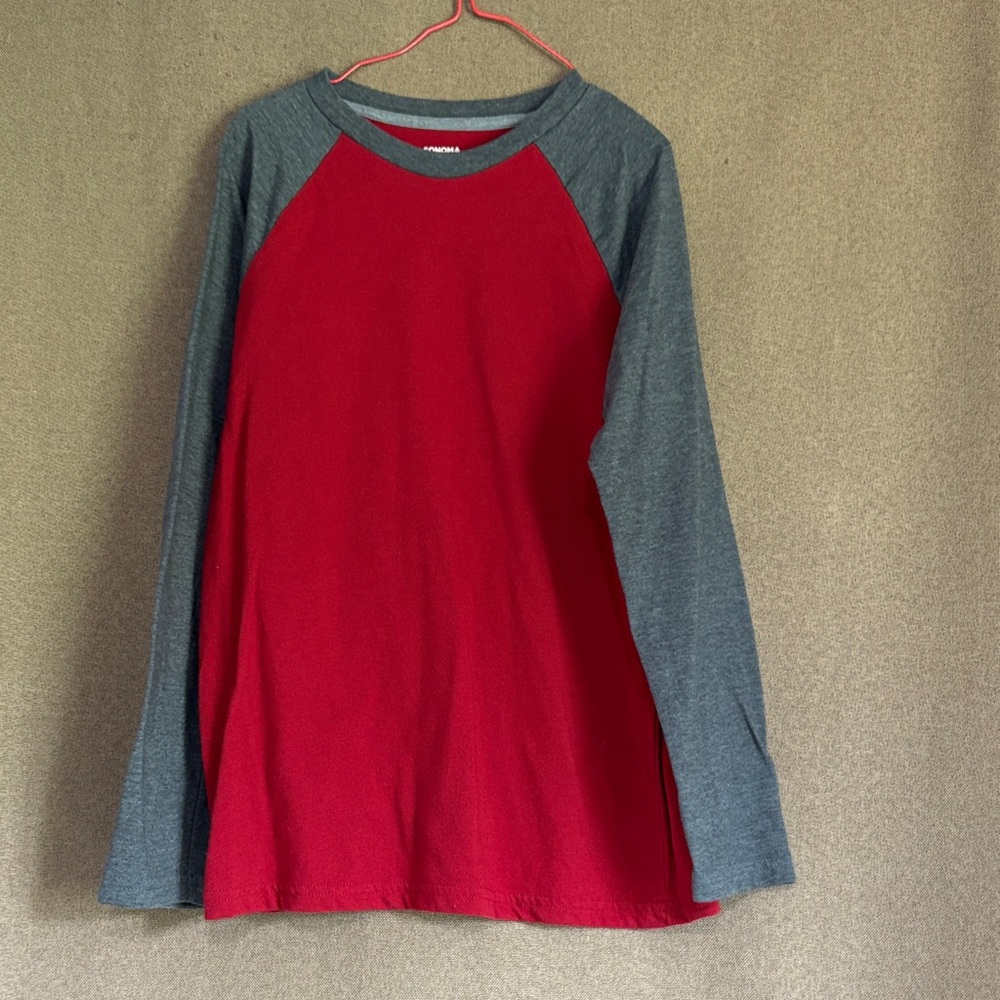 Sonoma Red and Gray Long Sleeve Kids Tee Size Medium